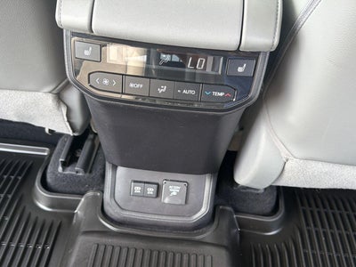2021 Toyota Highlander Hybrid Platinum