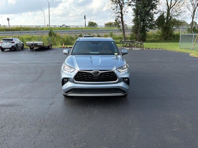 2021 Toyota Highlander Platinum