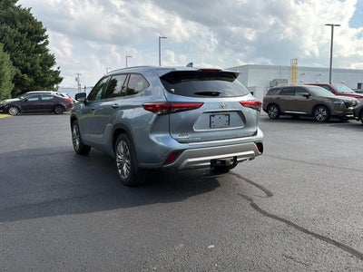 2021 Toyota Highlander Platinum