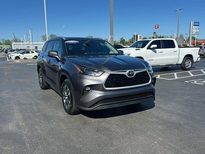 2024 Toyota Highlander XLE