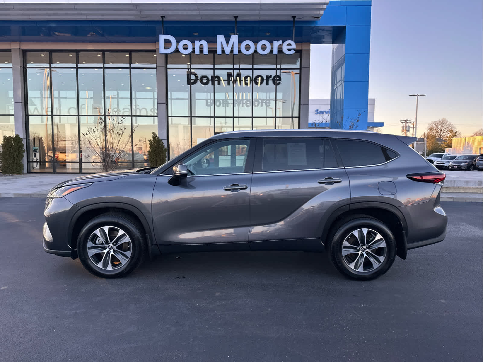 2024 Toyota Highlander XLE