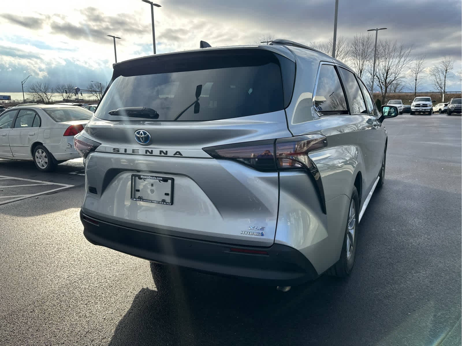 2024 Toyota Sienna XLE