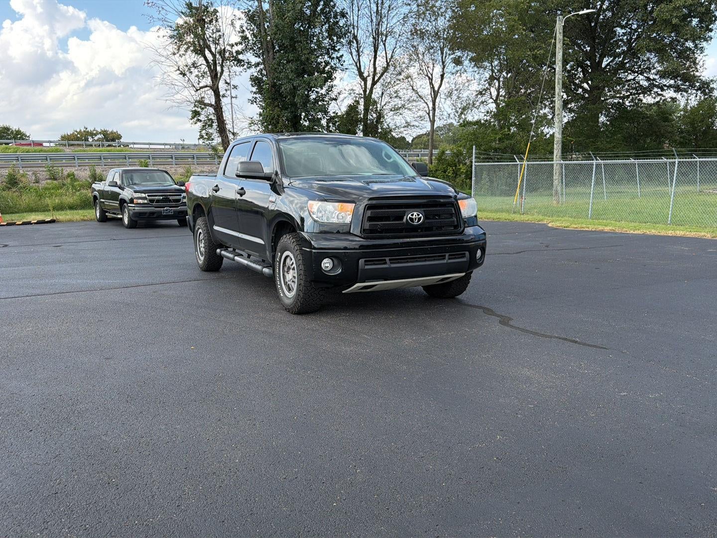2013 Toyota Tundra Truck CREW 4WD FFV V8 5
