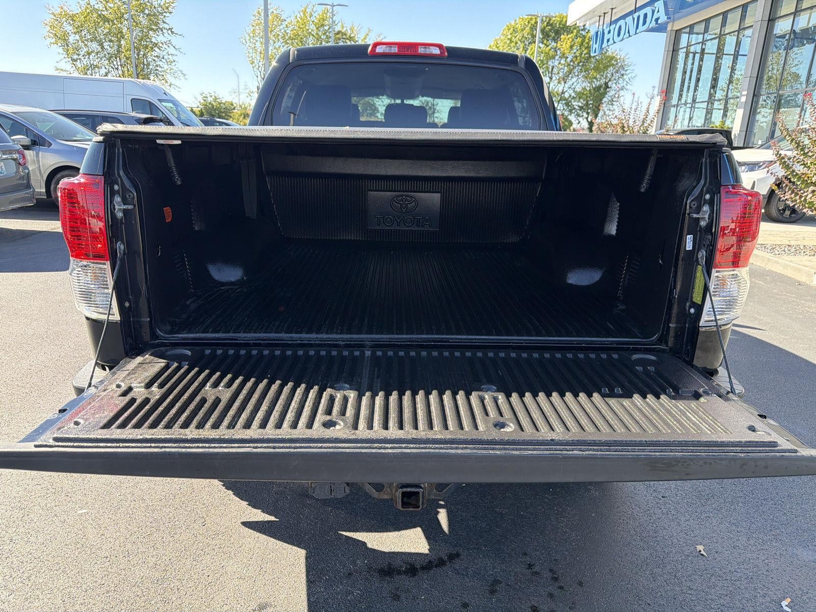 2013 Toyota Tundra Truck CREW 4WD FFV V8 5