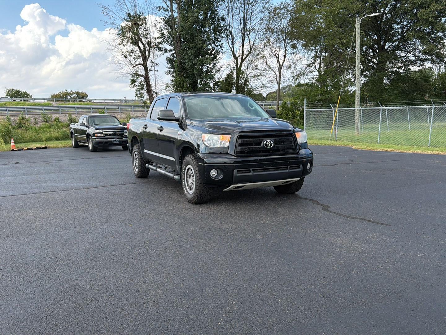 2013 Toyota Tundra Truck CREW 4WD FFV V8 5