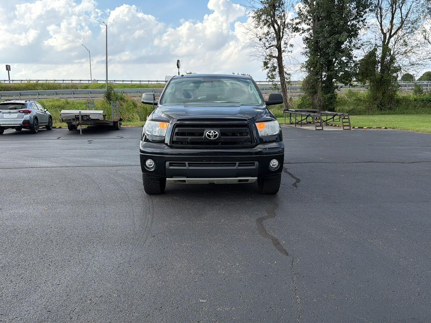 2013 Toyota Tundra Truck CREW 4WD FFV V8 5