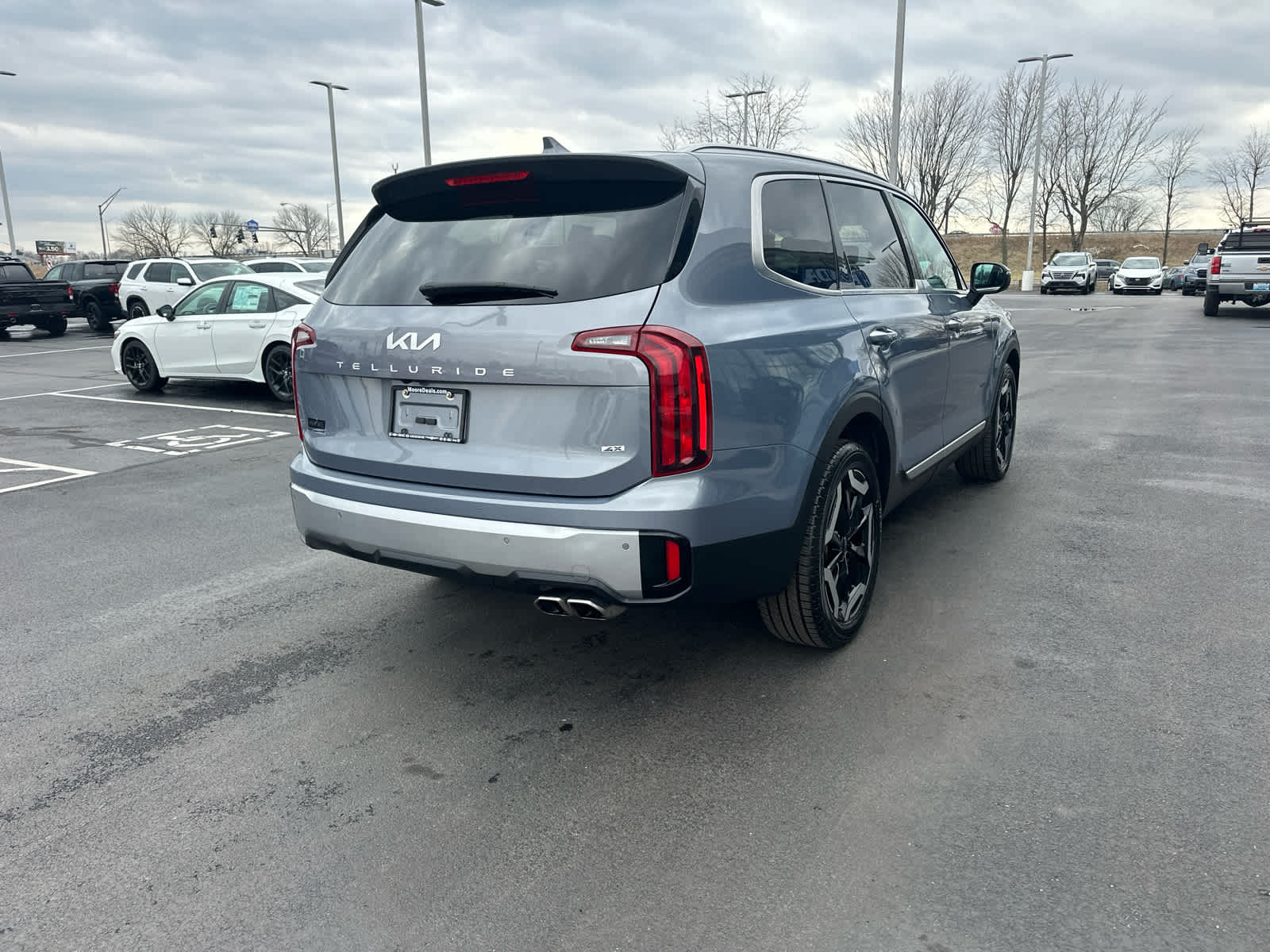 2023 Kia Telluride S