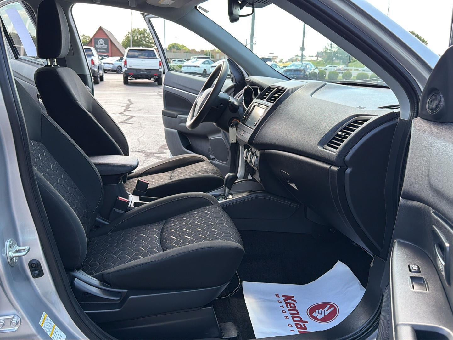 2024 Mitsubishi Outlander Sport ES