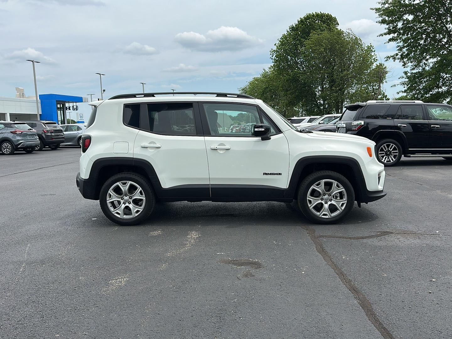 2022 Jeep RENEGADE LIMITED