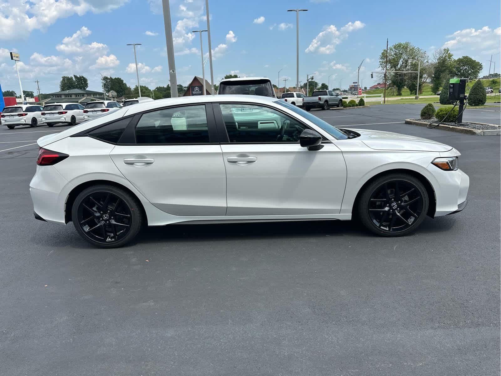 2025 Honda Civic Hatchback Sport - Photo 10