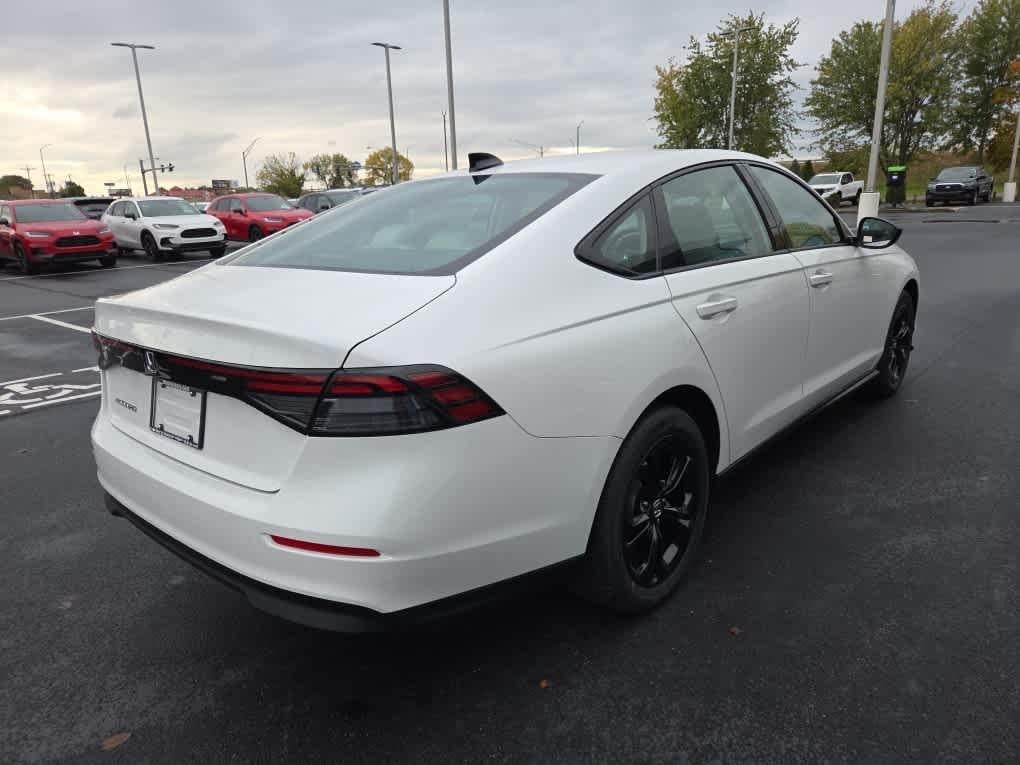 2025 Honda Accord Sedan SE