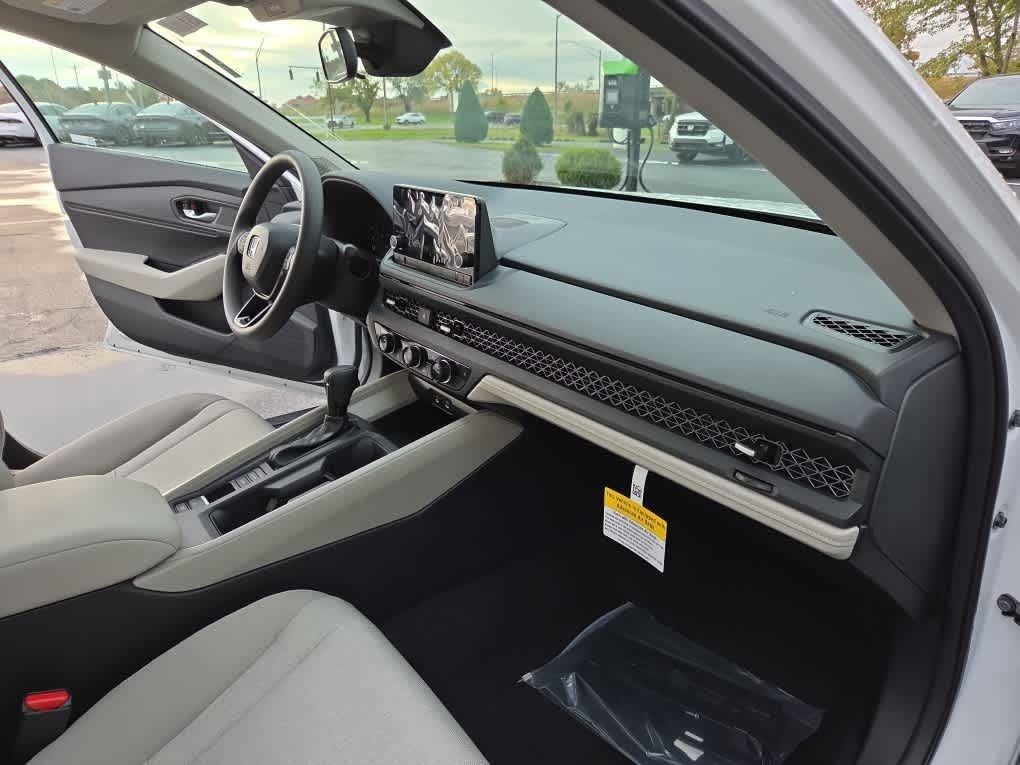 2025 Honda Accord Sedan SE