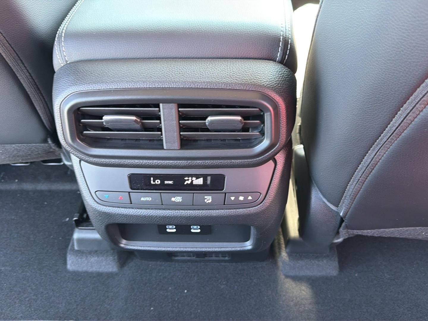 2026 Honda Pilot Touring Blackout