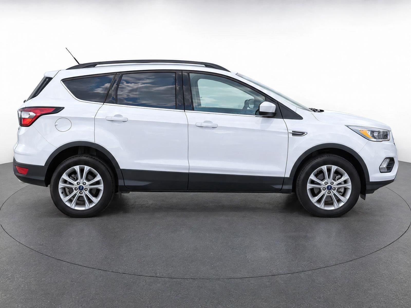 2018 FORD TRUCK ESCAPE SE