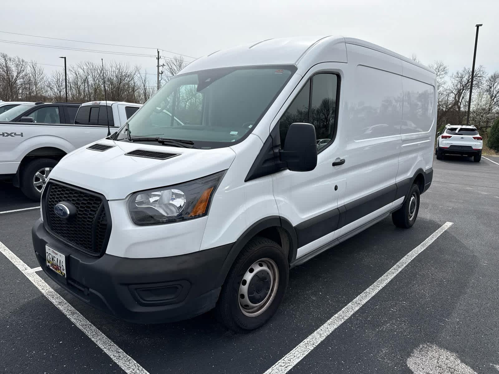 2023 Ford Transit Cargo Van T250 MD RF RWD