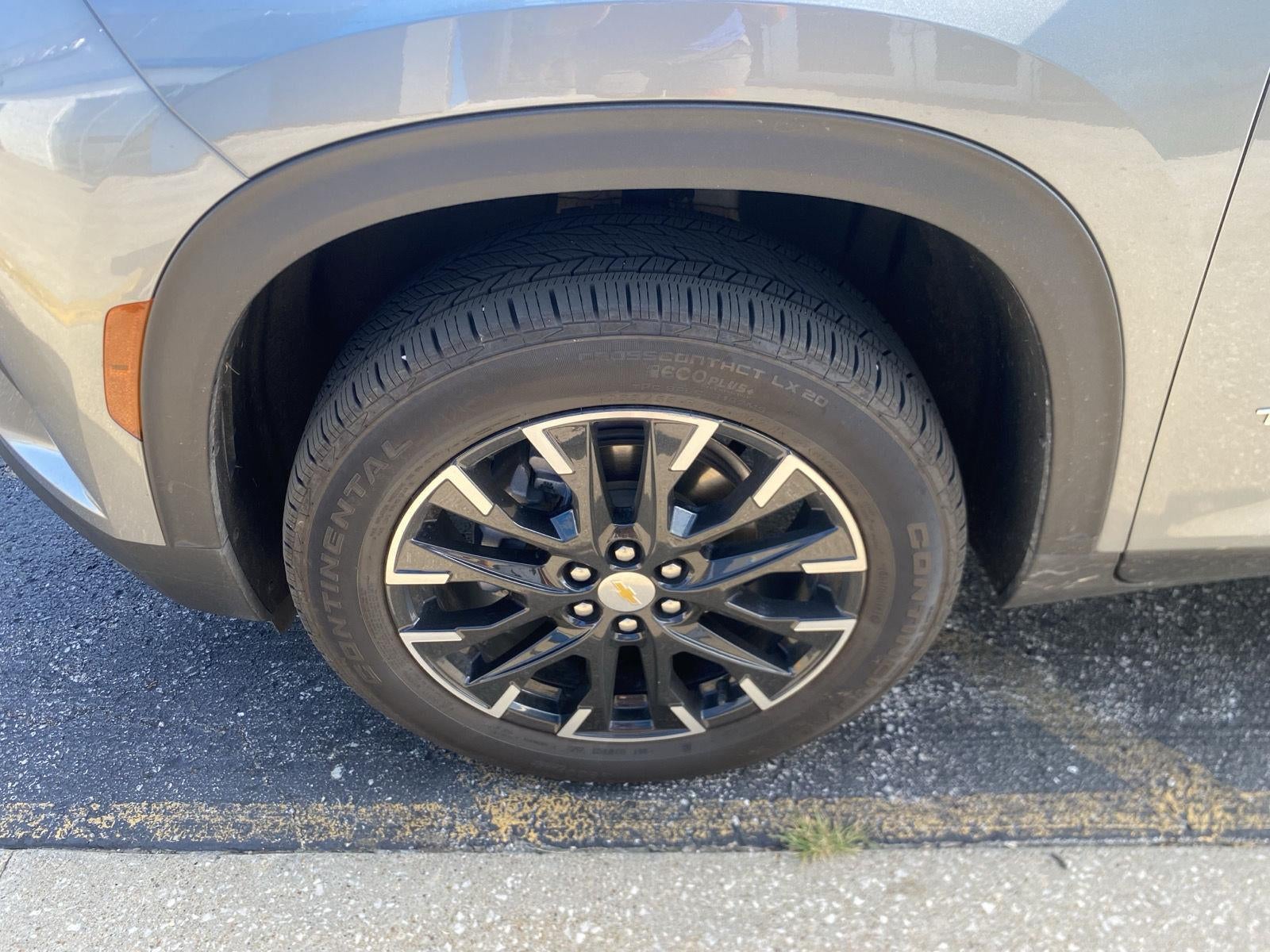 2026 Chevrolet Traverse FWD LT