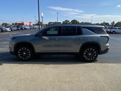 2026 Chevrolet Traverse FWD LT