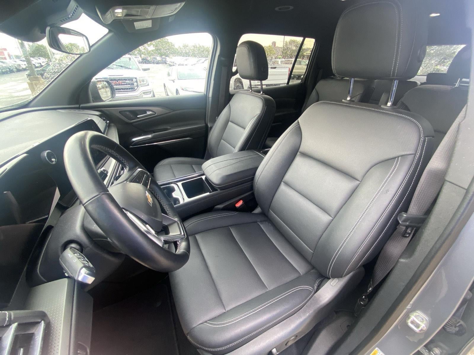 2025 Chevrolet Traverse AWD LT