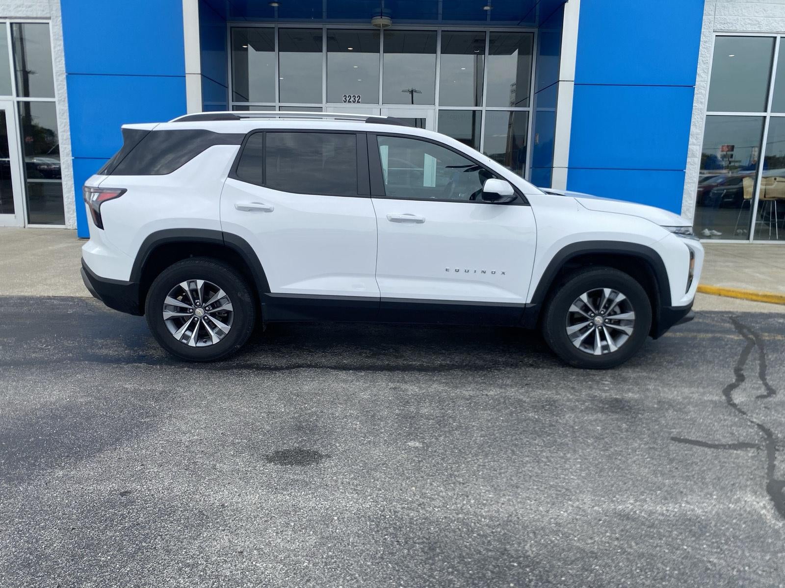2025 CHEVROLET TRUCK EQUINOX FWD LT