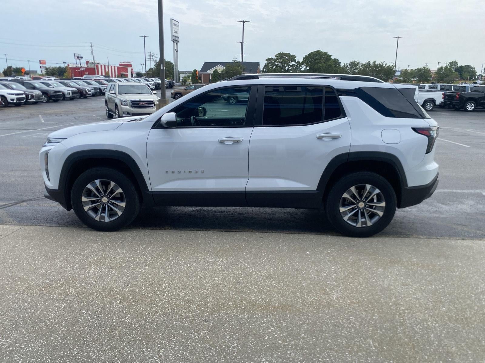 2025 CHEVROLET TRUCK EQUINOX FWD LT