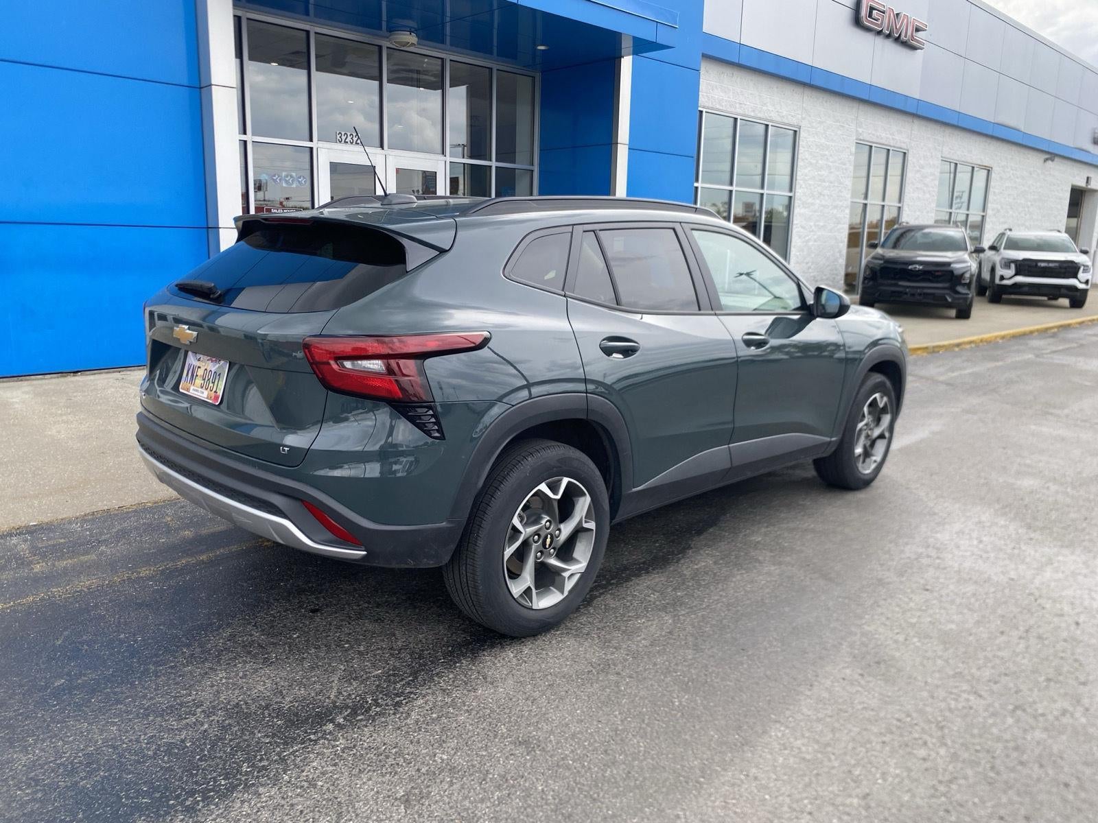 2025 Chevrolet Trax LT